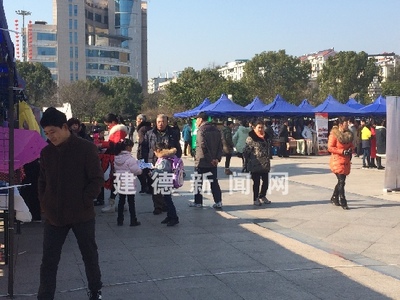 新廣場(chǎng)有個(gè)展銷會(huì) 一起去瞅瞅